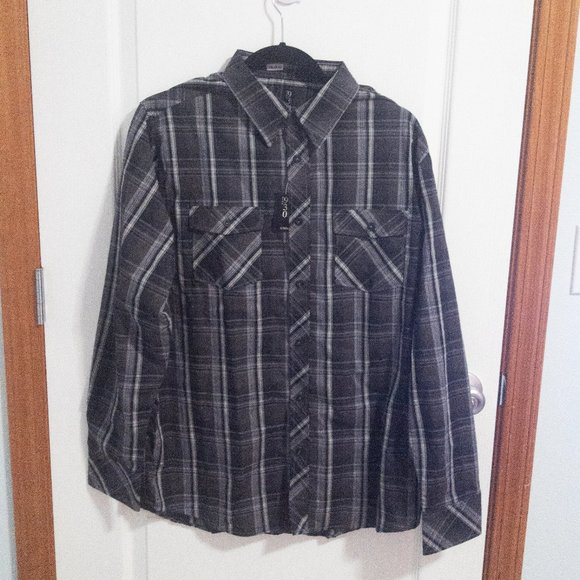 930 Other - Large Gray and Silver Plaid Button Down Shirt